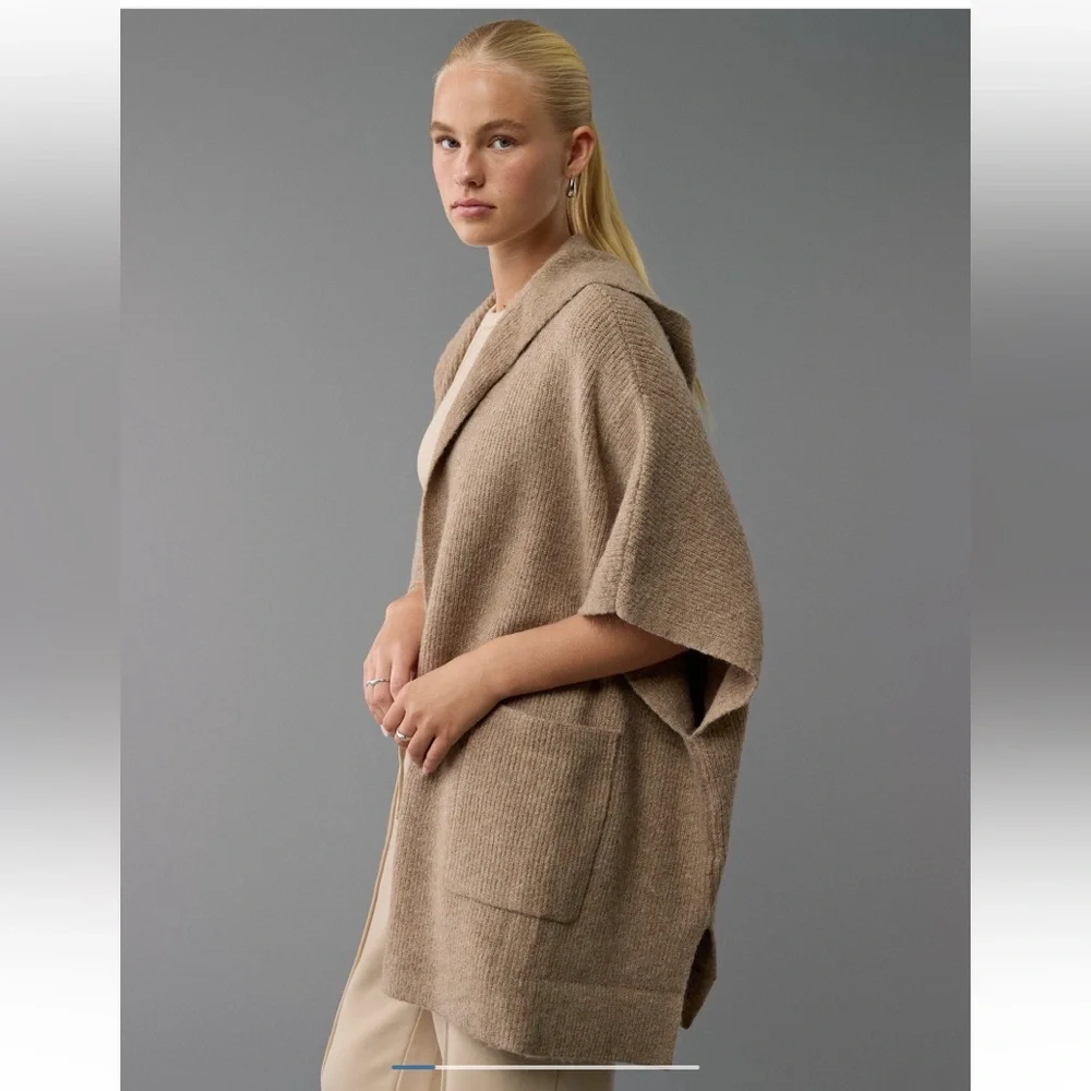 American Eagle Whoa So Soft Hooded Sweater Poncho - Picture 3 of 7